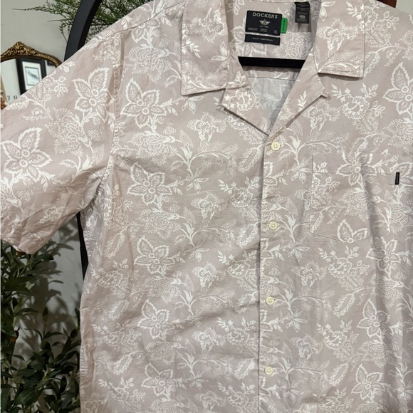 Dockers Men's Pink Floral Casual Shirt size xl - Picture 2 of 9
